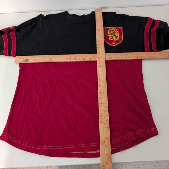 Wizarding World Harry Potter Gryffindor Spirit Jersey Adult Size Large Black Red - Picture 8 of 10